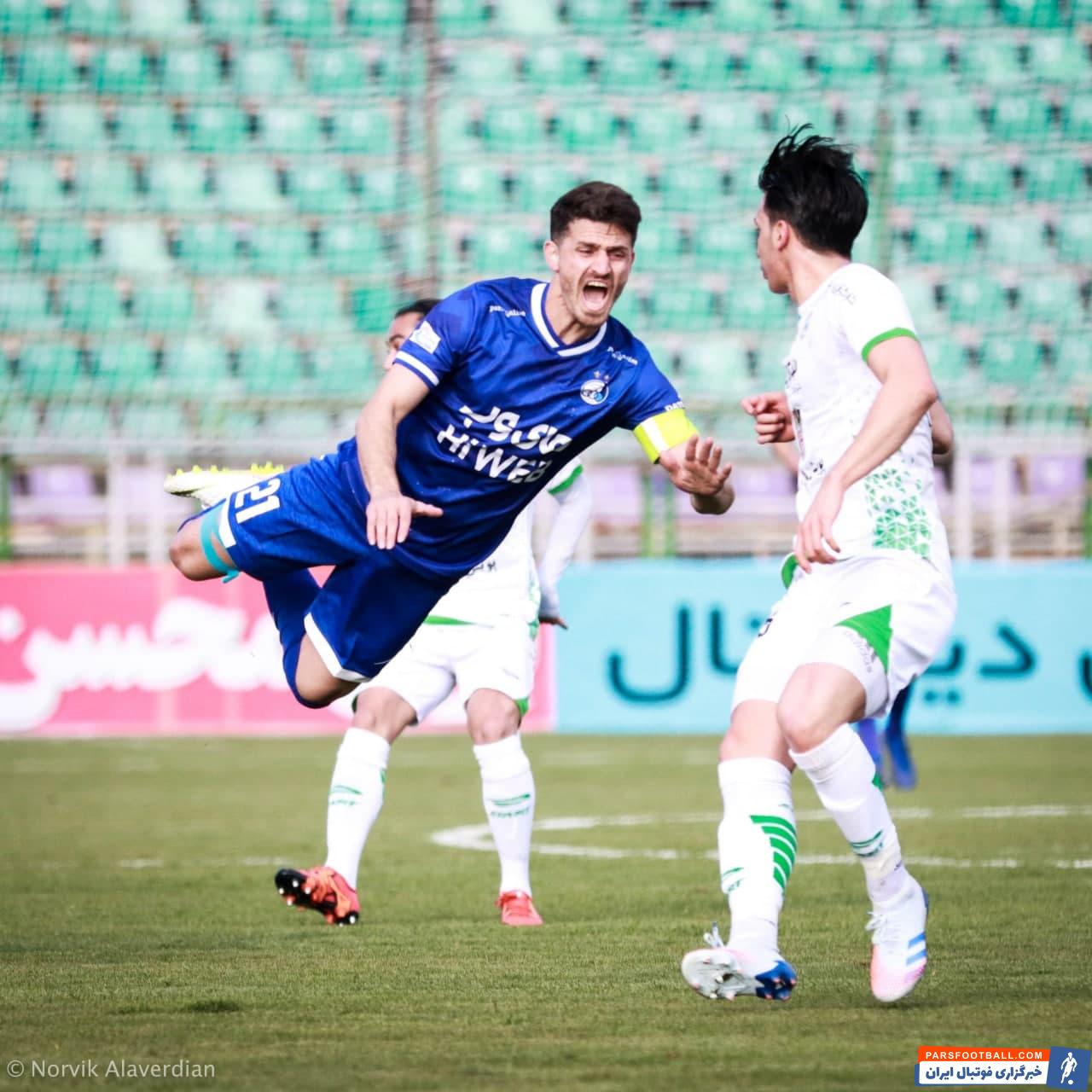 استقلال باز هم نتوانست دومین بردپی در پی را در لیگ بیستم به ثبت برساند و صدر جدول را به گل گهر سیرجان واگذار کرد.