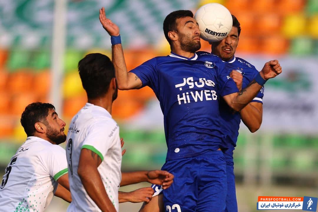 سبحان خاقانی که در دیدار هفته گذشته در مقابل شهرخودرو موفق به گلزنی شده بود، در این بازی نیز در ترکیب اصلی تیمش به میدان رفت.