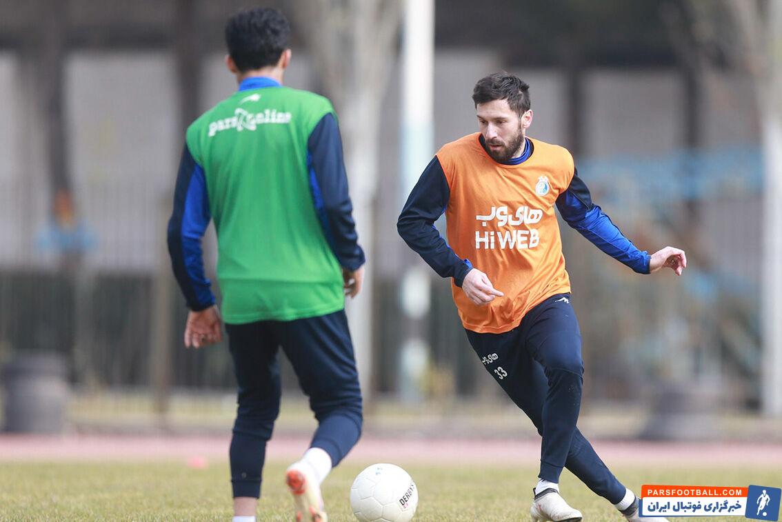 میلیچ در تمرین استقلال