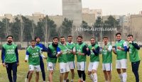 تیم فوتبال استقلال از ساعت ۱۳ در زمین ورزشگاه نفت تهرانسر تمرینات آماده سازی خود را برای بازی با گل‌گهر سیرجان پیگیری کرد.