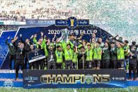 فصل تمام نقره ای اولسان هیوندای