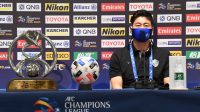 کیم دو هون ، سرمربی تیم اولسان هیوندای کره جنوبی پس از قهرمانی در لیگ قهرمانان آسیا با اتمام قراردادش با این تیم کره ای از این تیم جدا شد .