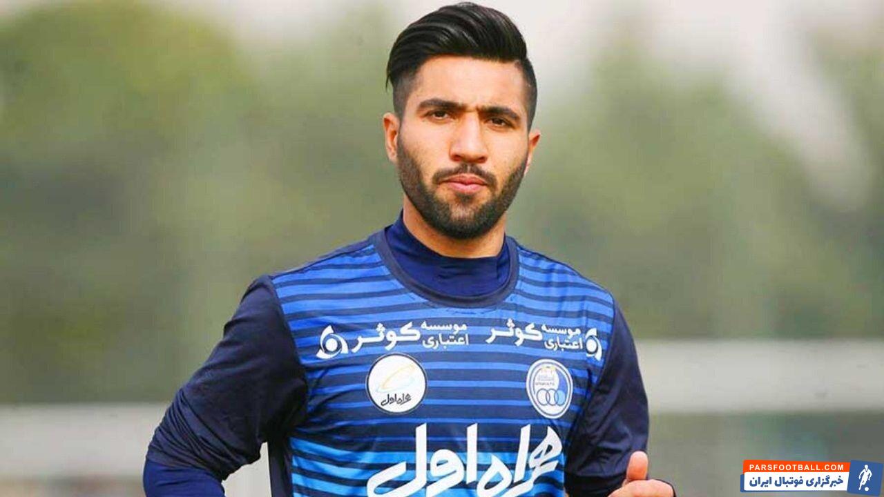 فرشید اسماعیلی چندی پیش در تمرینات استقلال با احمد مددی مدیرعامل آبی پوشان درگیری لفظی پیدا کرد و فردا در کمیته انصباطی استقلال حاضر می شود تا مشکلش حل شود .