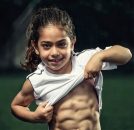 استیون جرارد ، اسطوره باشگاه لیورپول فیلمی از روپایی زدن آرات حسینی ، استعداد ایرانی در کنار نقاشی از بازیکنان لیورپول را در اینستاگرام خود منتشر کرد.