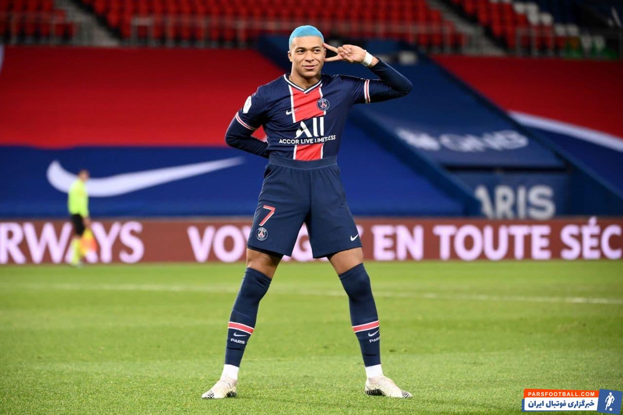 کیلیان ام باپه در جریان دیدار پاری سن ژرمن و لوریان موفق به زدن گل اول تیمش از روی نقطه پنالتی شد و این گل را به شکلی عجیب جشن گرفت.