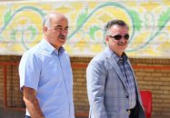 زنوزی ؛ تراکتور