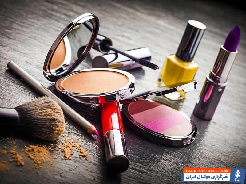 درون کیف لوازم آرایش عروس چه چیزهایی قرار دهیم؟