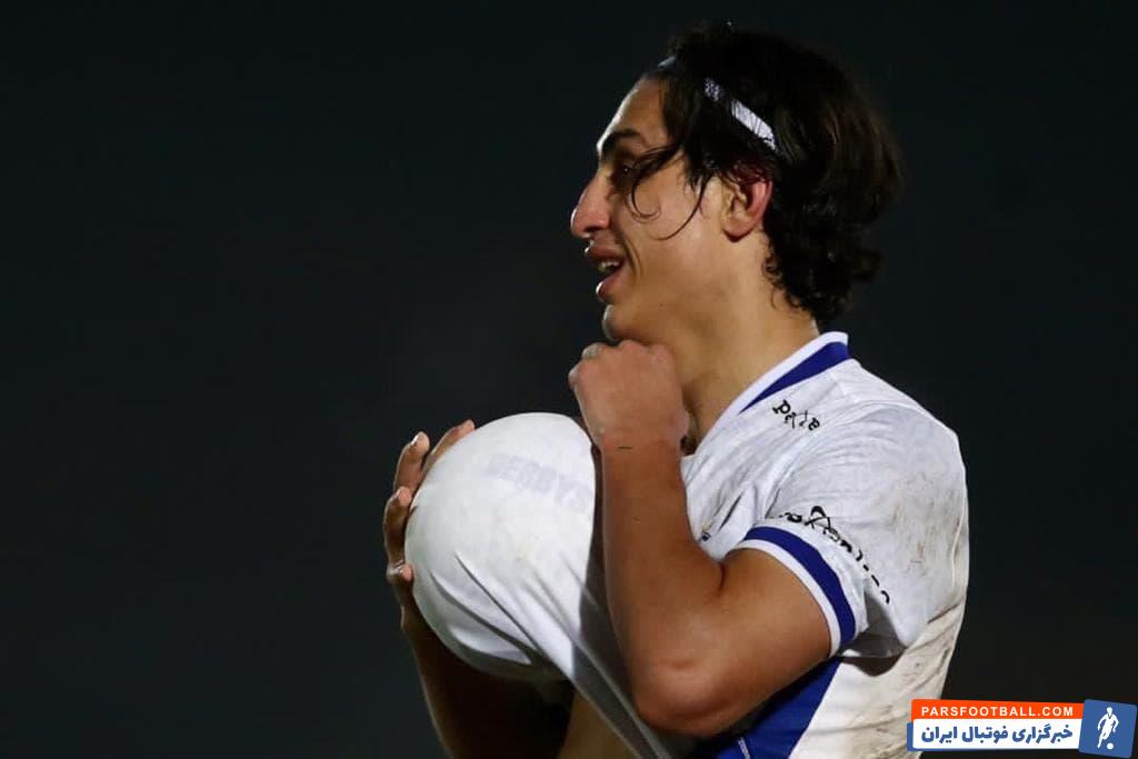 محمد نادری ؛ استقلال