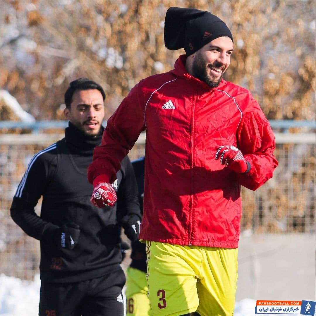 محمدرضا خانزاده در تمرینات