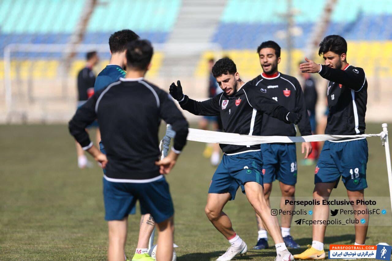 مهدی مهدی خانی ، بازیکن جوان پرسپولیس از بازیکنانی است که یحیی گل محمدی حساب ویژه ای برای دربی روی او باز کرده و می تواند از بازیکنان تاثیرگذار پرسپولیس باشد.