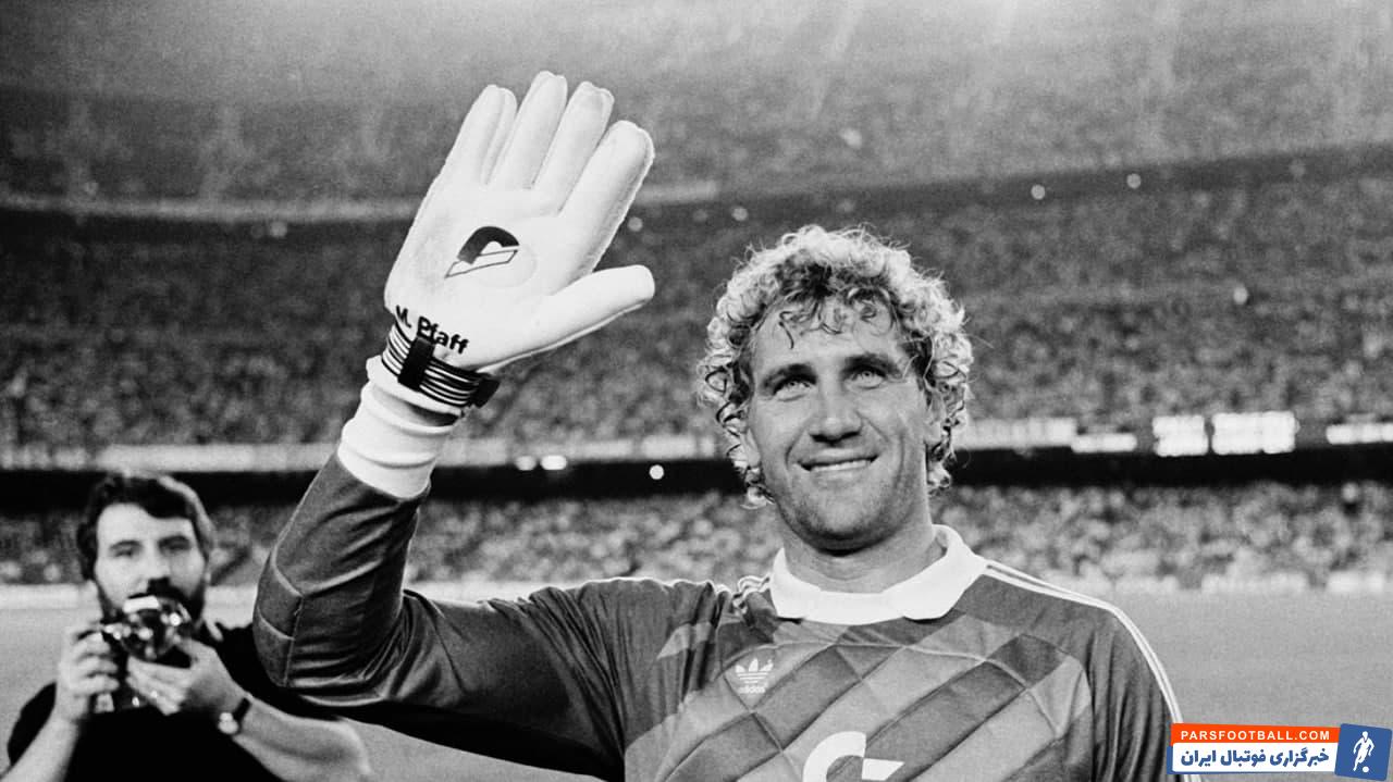 ژان ماری فاف دروازه بان اسطوره ای فوتبال بلژیک گفت : به حضور مهدی بیات ، مدیرعامل ایرانی باشگاه شارلروا در این تیم افتخار می کنم .