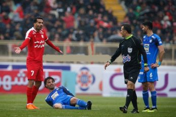 مسعود شجاعی اگر در دو بازی حساس برابر پرسپولیس و استقلال شش امتیاز کسب کند، تی تی ها امکان قهرمانی در نیم فصل را هم خواهند داشت