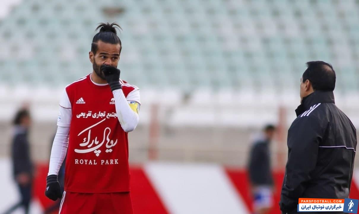 تیم تراکتور با ثبت دو شکست مقابل مدعیان، صعود به صدر جدول را از دست داد و حالا ممکن است تا رتبه ششم نیز پایین برود.