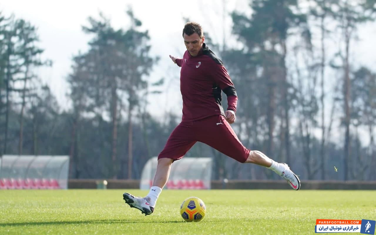 ماریو مانژوکیچ در تمرین میلان