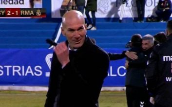 طی هفتههای اخیر انگشت اتهام بسیاری از کارشناسان فوتبال در اسپانیا و البته هواداران رئال مادرید به سمت سرمربی فرانسوی زیدان بوده است.