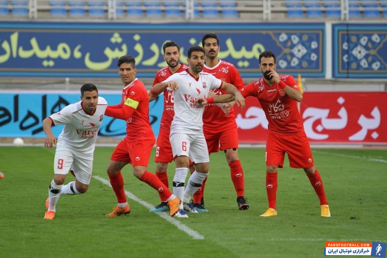 نساجی دیروز در شرایطی با یک گل در برابر شهر خودرو شکست خورد که در نیمه دوم ارایه گر بازی خوبی بود و با موقعیت هایی که به دست آورد دست کم می توانست بازی را به تساوی بکشاند.