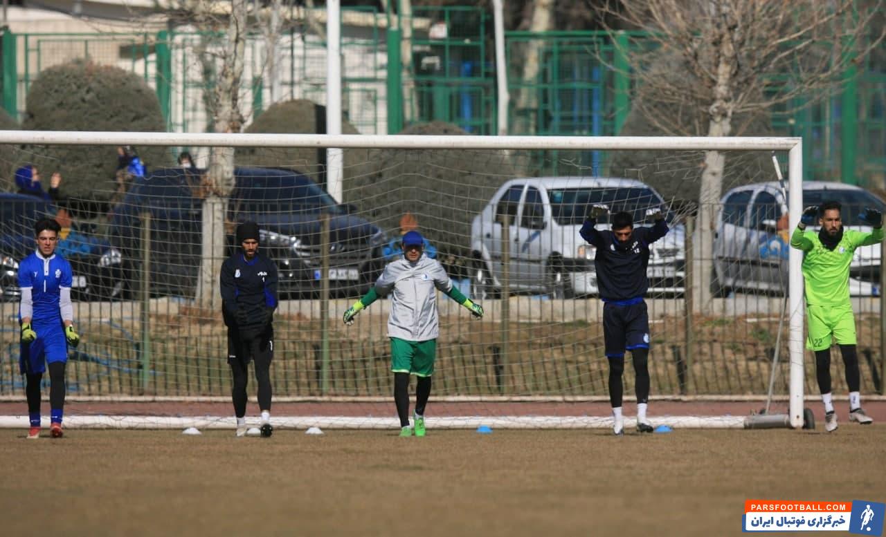 سید حسین حسینی در تمرین استقلال