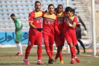 این فصل فولاد برابر نساجی و پرسپولیس در خارج از خانه شکست خورد و مقابل نفت مسجدسلیمان، سپاهان، گل گهر و ذوب آهن به تساوی رسید.