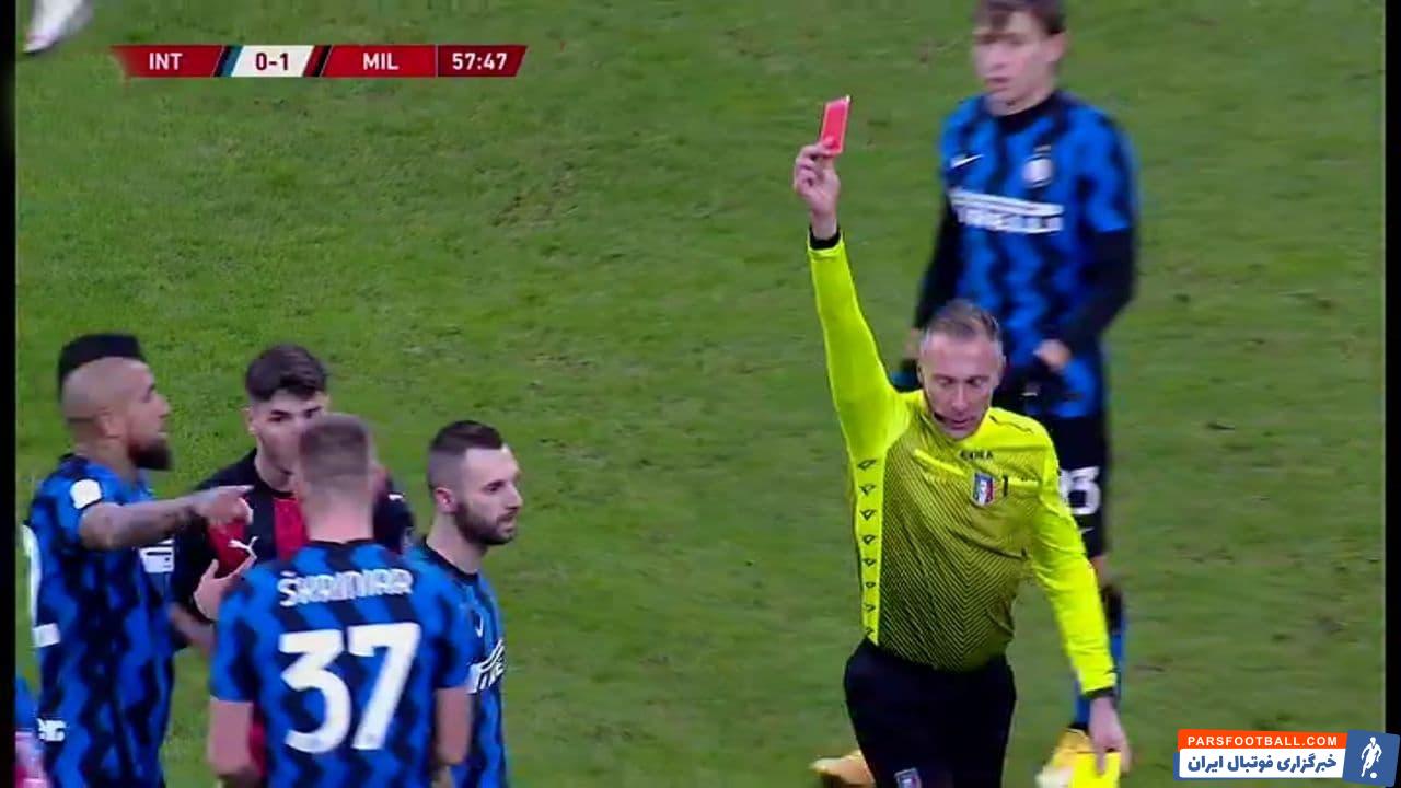 میلان با استفانو پیولی در حالی نبرد مقابل اینتر را واگذار کرد که در نیمه نخست برنده بود، اما اخراج زلاتان ایبراهیموویچ بازی را تغییر داد و در نهایت از جام حذفی کنار رفتند.