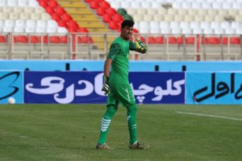 حسین پورحمیدی دروازه بان آلومینیوم در دو هفته آغازین مسابقات جزو این تیم نبود و اولین کلین شیت خود را در هفته سوم مقابل مس رفسنجان ثبت کرد.
