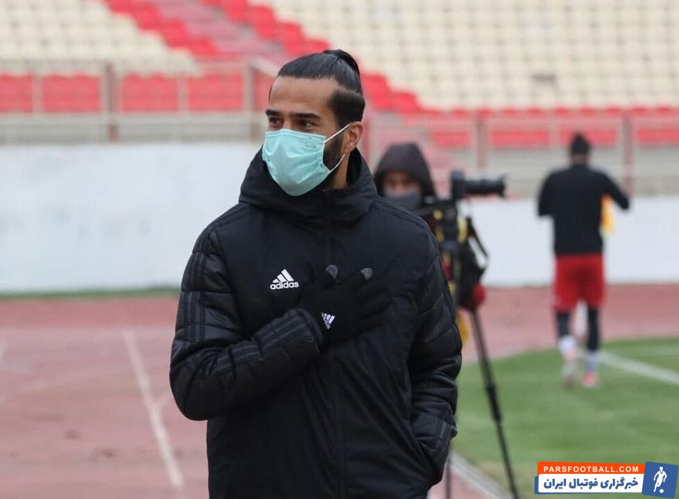 حمایت مسعود شجاعی سرمربی تراکتور از علی کریمی