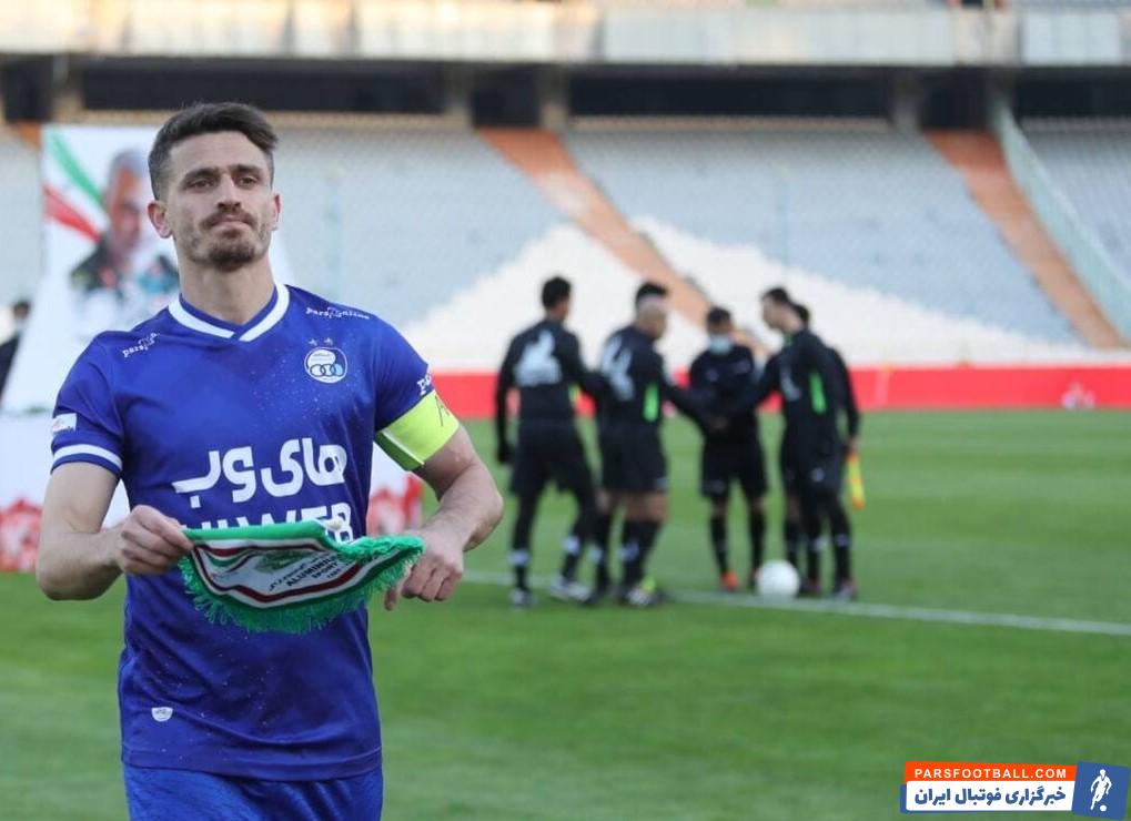 رکورد 100 بازی برای وریا غفوری در استقلال