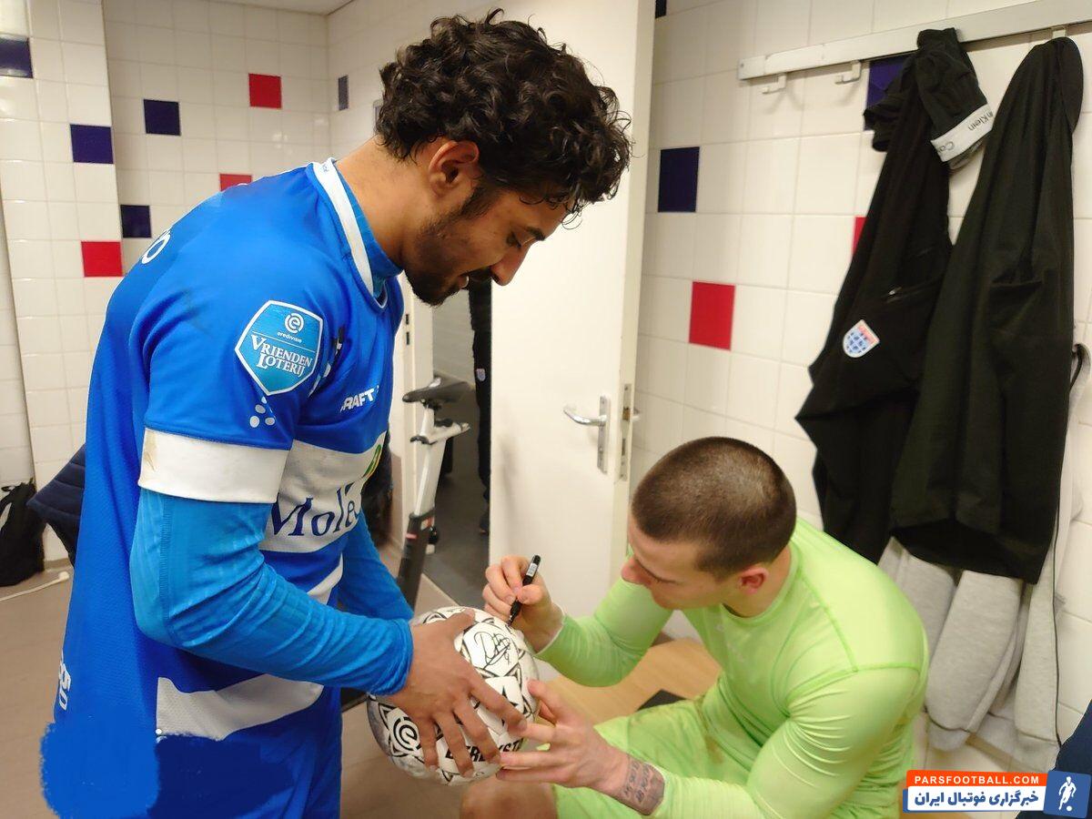 رضا قوچاننژاد در سپتامبر ۲۰۱۹ (شهریور ۹۸) مقابل والویک توانست ۴ گل به ثمر برساند، در حالی که در آن بازی هم از ابتدا در ترکیب تیمش نبود.