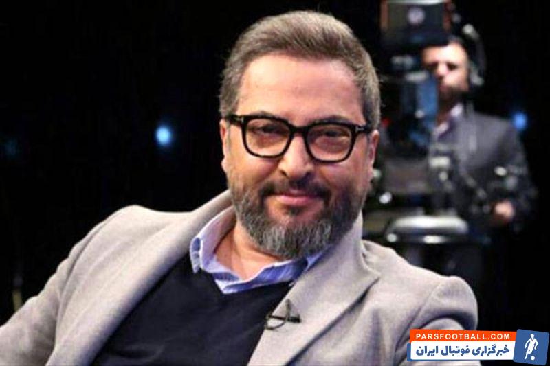 مهرداد میناوند ، بازیکن پیشین پرسپولیس دیشب بر اثر ابتلا به بیماری کرونا در سن ۴۵ سالگی درگذشت . میناوند سابقه بازی برای پرسپولیس ، سپاهان اشتروم گراتس و ... را دارد.