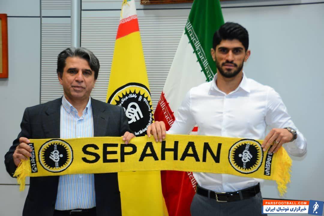 در بازی امروز تیم های سپاهان و شهرخودرو ، دانیال اسماعیلی فر با جایگیری اشتباه برای آفساید گیری روی گل دوم شهرخودرو ، فرصت صدرنشینی را از سپاهان گرفت.