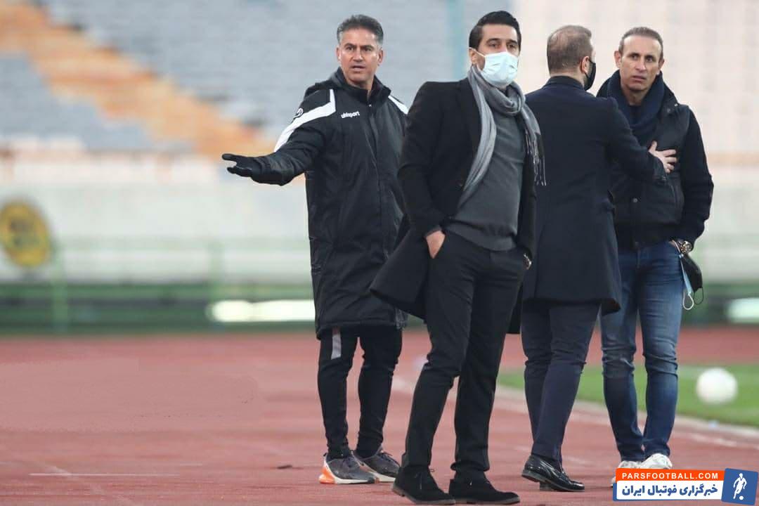 نیمکت ذوبآهن سروصدای فراوانی راه انداخته و اواخر دیدار با پرسپولیس شنیدیم ابراهیم تقیپور با صدای بلند فریاد کشیده بود: اینها تیم خاص هستند!