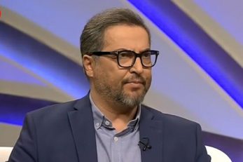 بهرنگ علوی هنرمند و بازیگر پرسپولیسی ، یک صدا از مهرداد میناوند در زمانی که تست کرونا او مثبت شده است را در اینستاگرام منتشر کرده است.