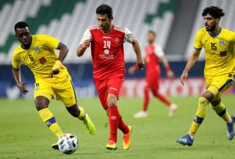 احسان پهلوان در برنامه فوتبال برتر حضور پیدا کرد و از دوران سربازی خودش در تیم تراکتور صحبت هایی را انجام داد و خاطراتی را گفت.