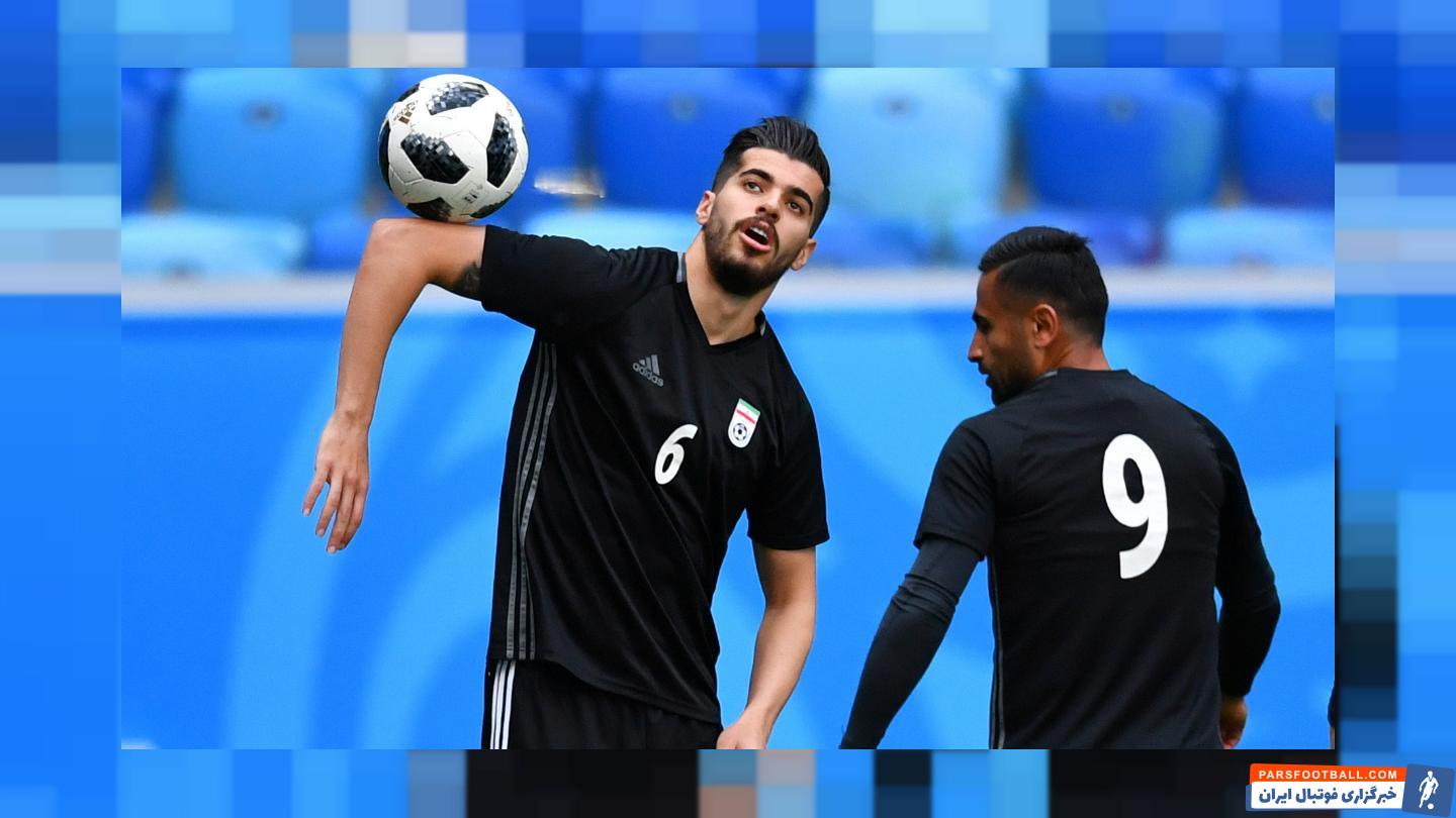 سعید عزت اللهی هافبک ملی پوش تیم وایله بولد کلاب دانمارک به عنوان بهترین هافبک دفاعی لیگ این کشور انتخاب شد و به تیم منتخب نیم فصل راه یافت.