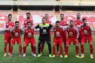 پرسپولیس نسبت به آخرین بازی که در برابر استقلال انجام داد شش تغییر داشته است و بازیکنانی چون خلیل زاده ، ترابی ، نادری ، اوساگوانا ، علیپور و بشار را در اختیار ندارد.