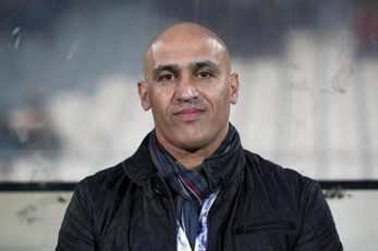 علیرضا منصوریان مدتی قبل در برنامه فوتبال برتر گفته بود که محمدرضا زنوزی ، مالک باشگاه تراکتور قرار است رئیس فدراسیون شود و استقلال و پرسپولیس را سلاخی کند که این اتفاق نیفتاد و زنوزی در انتخابات فدراسیون شرکت نخواهد کرد.