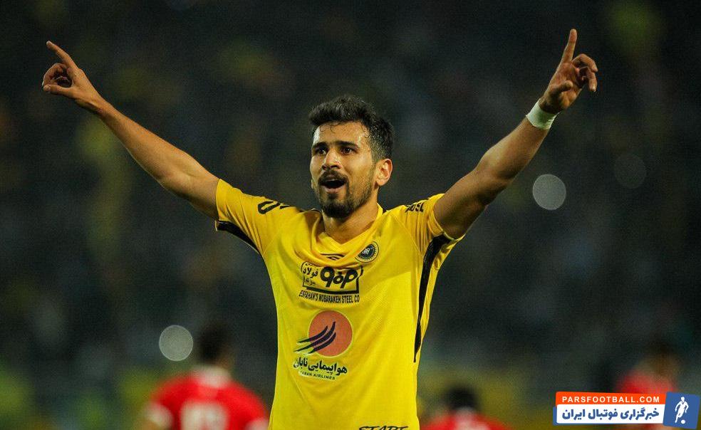 سجاد شهباززاده در بازی سپاهان و استقلال یک گل را وارد دروازه تیم پیشینش کرد تا دوازده گله شود و جای خود در صدر جدول گلزنان را مستحکم تر کند.