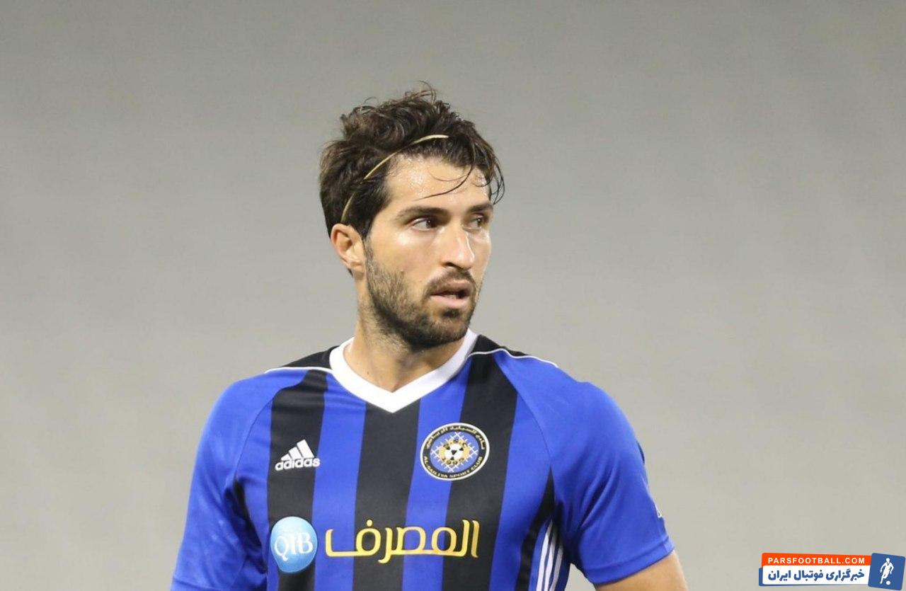 کریم انصاری فرد مهاجم پیشین پرسپولیس که اکنون در آیک آتن بازی می کند طبق ادعای روزنامه های یونانی در بازی جام حذفی این تیم مشاجره ای را با خیمنز سرمربی تیمش داشته است.