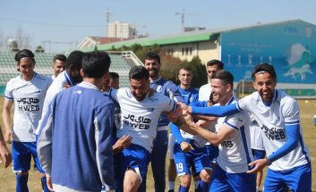 شوخی عجیب بازیکنان استقلال با فرشید اسماعیلی در تمرین امروز