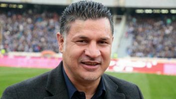 علی دایی در واکنش به درخشش مهدی طارمی در بازی یوونتوس و پورتو نوشت : خوشحالم هر روز کامل‌تر می‌شوی، با ادامه این روند شک ندارم به درجات بالاتری هم خواهی رسید.