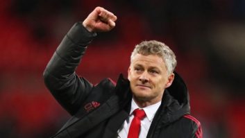 اوله گونار سولسشر ، سرمربی منچستریونایتد ، بعد از تساوی در بازی برابر اورتون گفت : تیم ما راه طولانی را در پیش دارد و نباید الان در بین مدعیان لیگ برتر انگلیس قرار بگیرد .