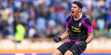 محمدرضا اخباری ، ستاره تیم تراکتور که در بازی این تیم با گل گهر مصدوم شده بود ، در تمرین امروز تیمش حاضر شد و مشکلی برای دیدار با پرسپولیس ندارد.