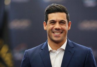 ابراهیم شکوری ، مدیر اجرایی و سخنگوی باشگاه پرسپولیس درباره قرارداد مهدی ترابی گفت : قرارداد ترابی یک و نیم ساله و بدون حق فسخ است . بابت جذب ترابی پولی را به عنوان رضایتنامه پرداخت نکردیم.