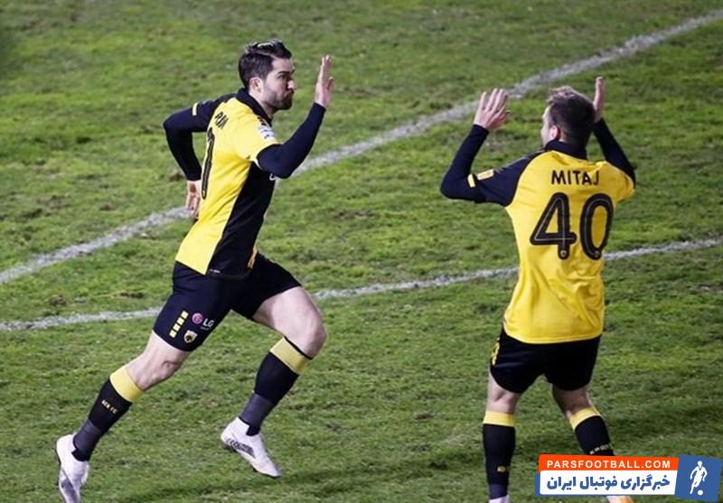 درگیری کریم انصاری فرد با سرمربی آ اِک