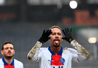 کریخوانی نیمار و دورتموند در توئیتر