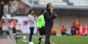 یحیی گل محمدی