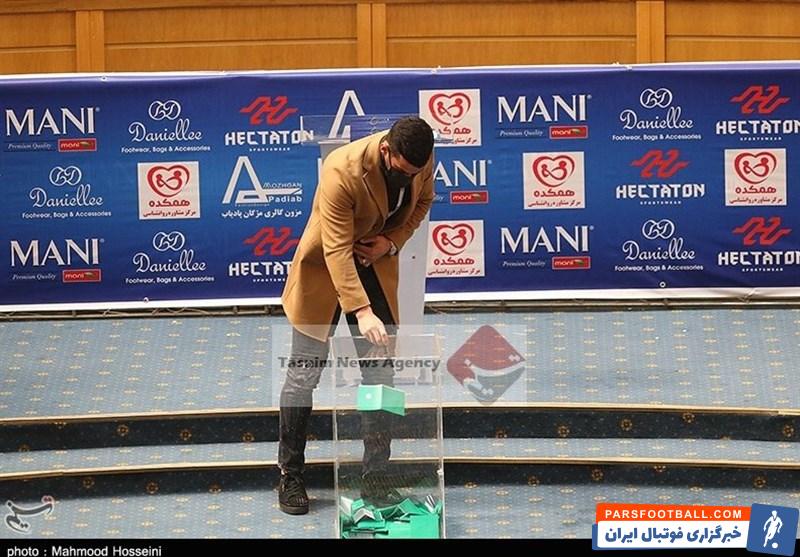 مصطفی آجرلو انتخاب احسان حاج صفی برای ریاست فدراسیون فوتبال