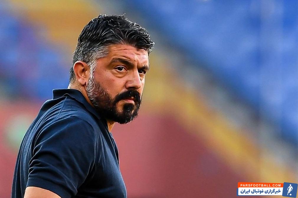 جنارو گتوزو ، سرمربی تیم ناپولی ایتالیا در رابطه با شایعه اخراجش از این تیم گفت : درباره اخراج من باید از مدیران باشگاه بپرسید . کاپیتان کشتی من هستم و آن ها هم من را مواخذه می کنند.