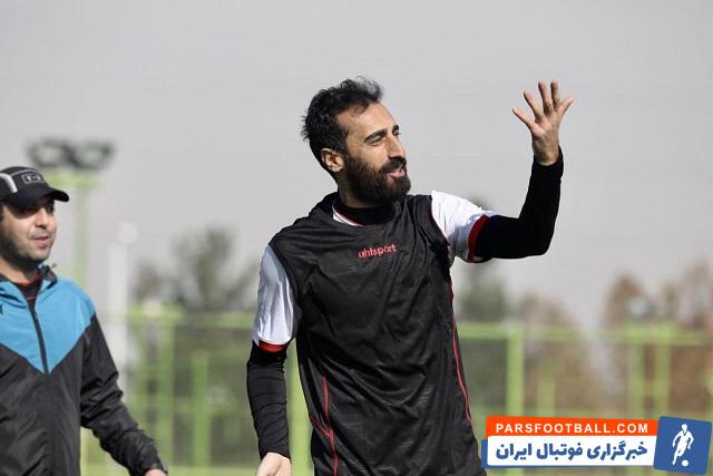 باشگاه شهرخودرو برای جلوگیری از فسخ یک طرفه قرارداد از سوی فرشاد فرجی و امین قاسمی نژاد ، قرار است که به این بازیکنان پرداختی داشته باشد.