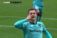 خورخه دفروتوس ، مهاجم تیم لوانته بعد از گلی که امشب در دقیقه ۹۵ وارد دروازه تیم اتلتیکومادرید کرد ، خوشحالی جالبی را انجام داد.