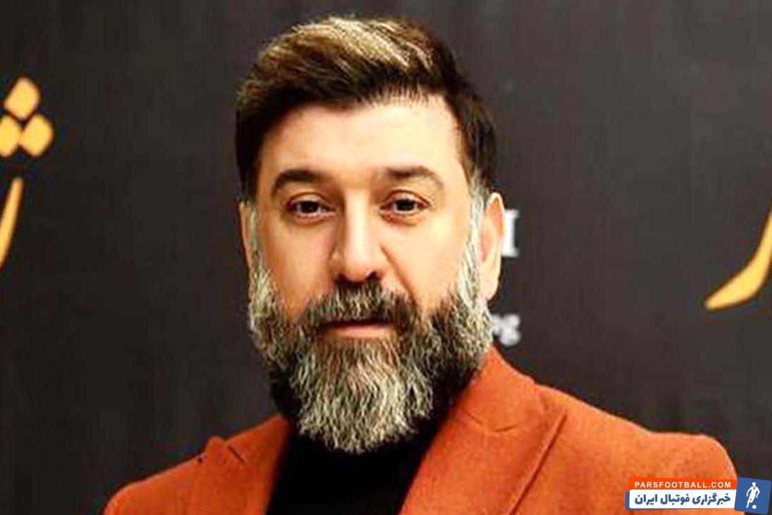 علی انصاریان ، سال ها پیش از پرسپولیس به استقلال رفت و بعد ها در برنامه دورهمی گفت : کسی که باعث شد از پرسپولیس به استقلال بروم را نمی بخشم.